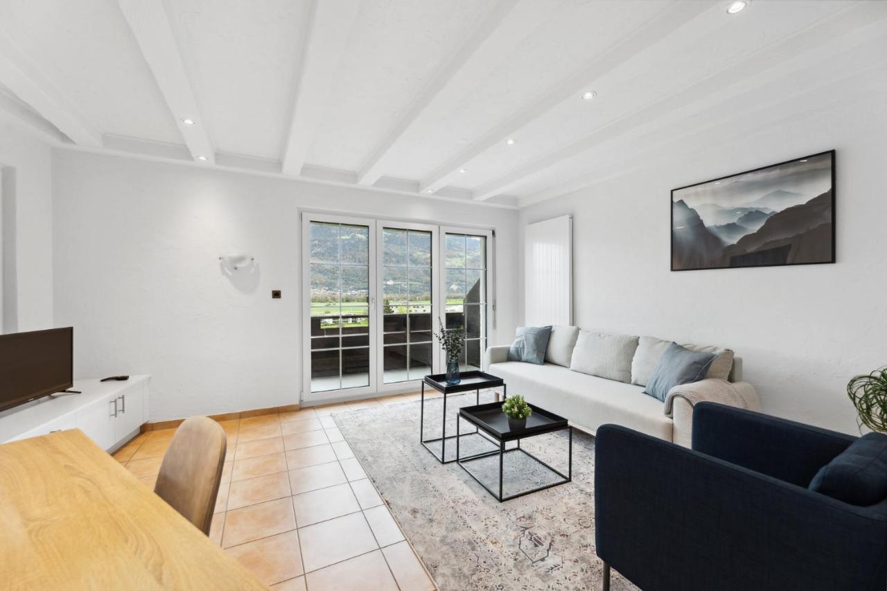 Sonniges Apartment Mit Traumhaftem Bergblick Buchs  Eksteriør billede